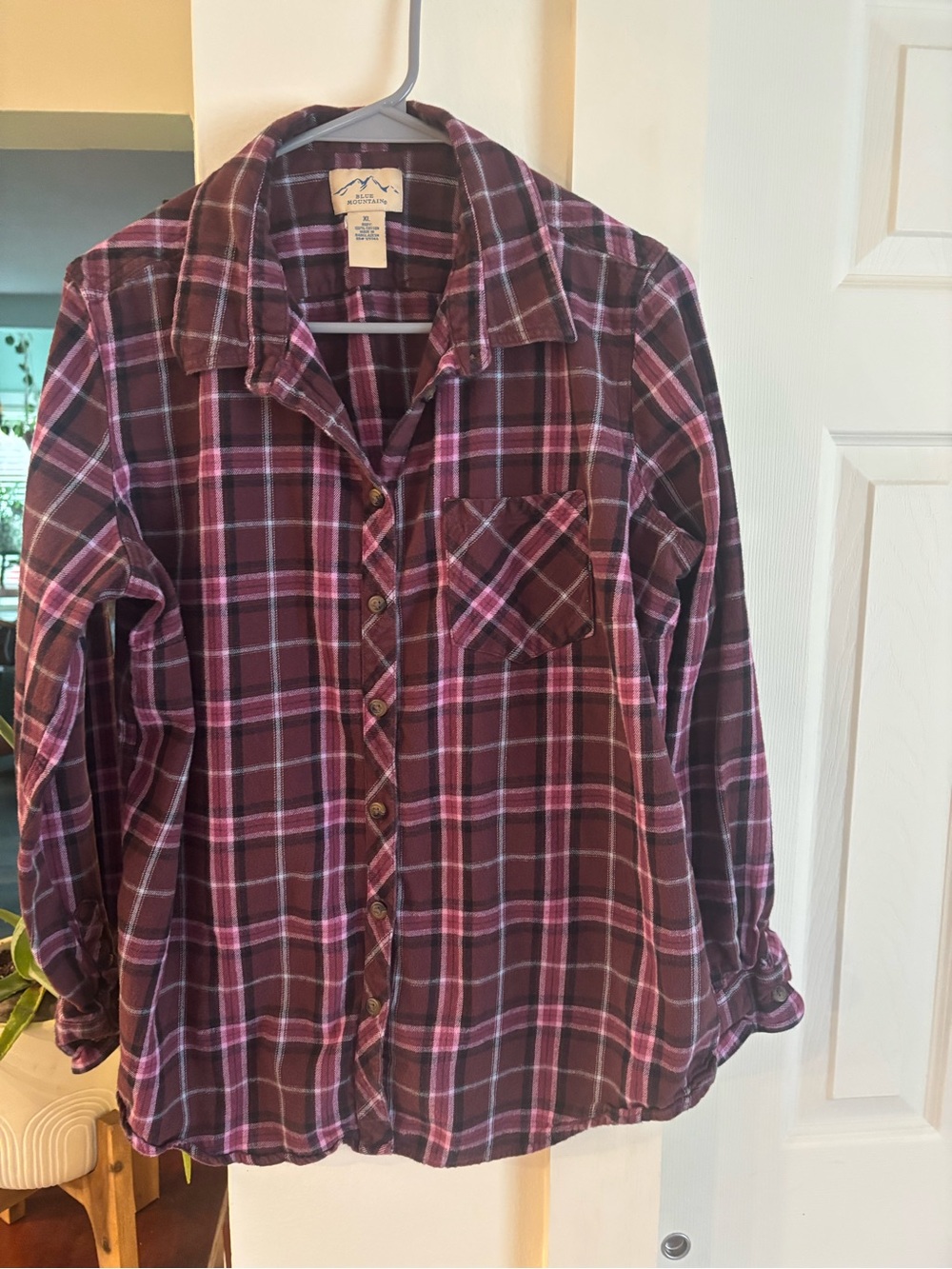 Pink Plaid Button-Front women’s Shirt - Unbranded